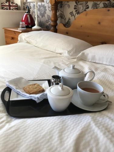 Фотография гостевого дома Over The Bridge Guest House