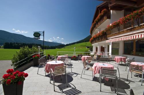 Фотографии гостиницы 
            Hotel Tyrol