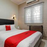 Фотография гостевого дома RedDoorz Plus near Lippo Cikarang Mall