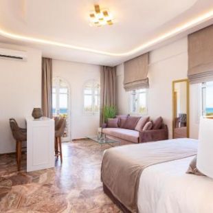 Фотография гостиницы Pinelopi Beach Suites