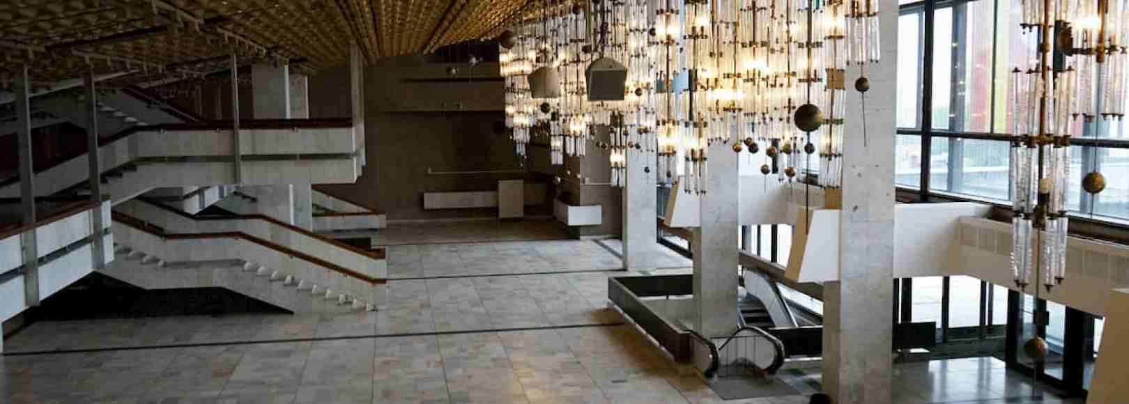 Фотография фойе СГОДНТ Мраморный зал