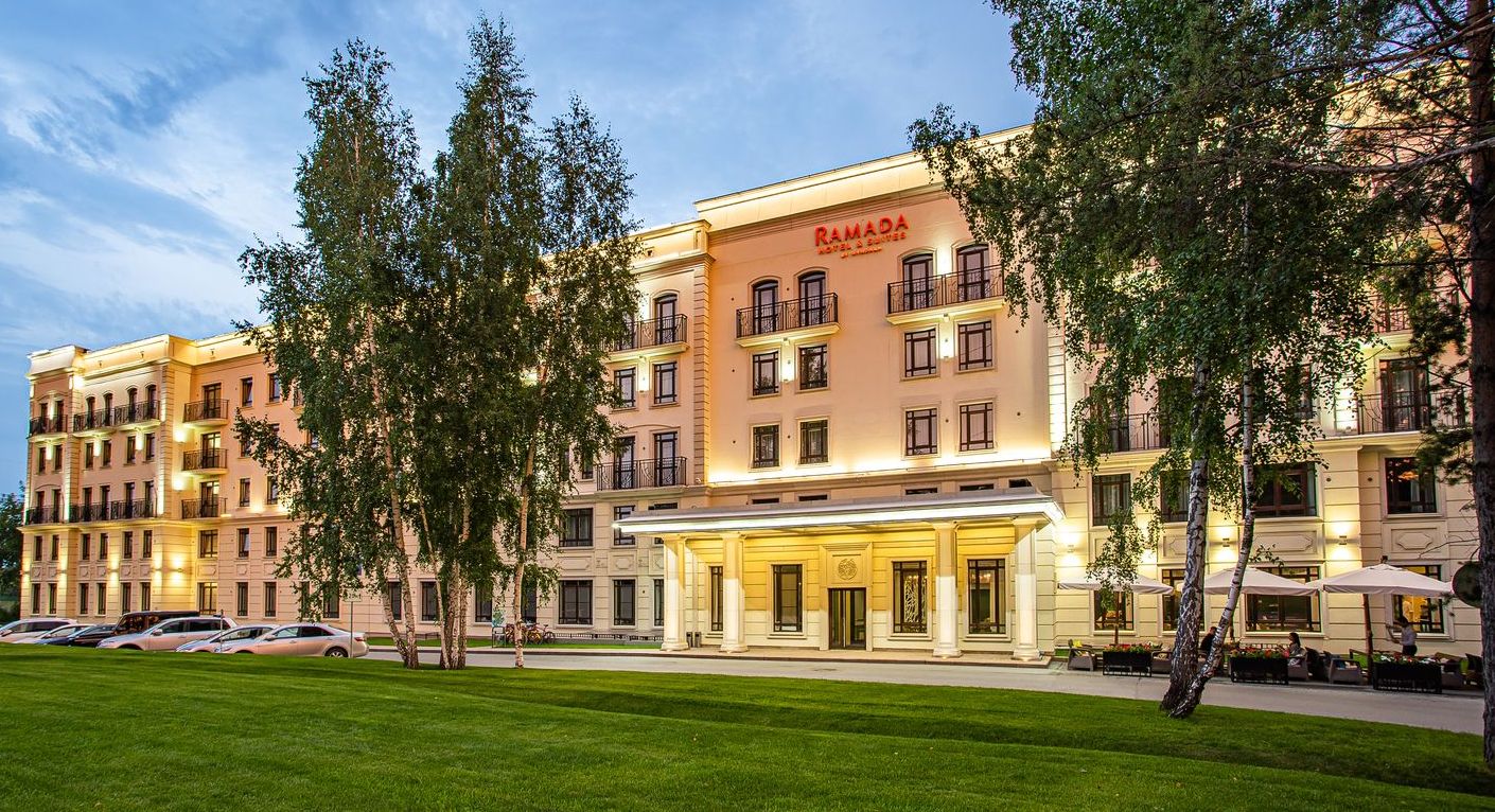 Фотография апарт отеля Рамада Новосибирск Жуковка