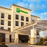 Фотография гостиницы Holiday Inn Quincy, an IHG Hotel