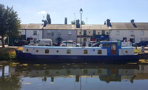 Фотографии мини отеля 
            Roisin Dubh Houseboat