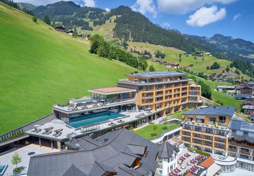 Фотография гостиницы DAS EDELWEISS - Salzburg Mountain Resort