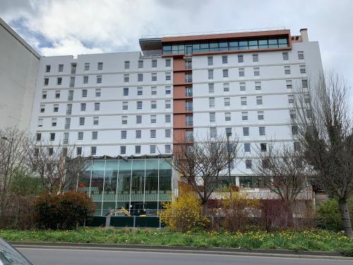 Фотография гостиницы Moov'Appart Hotel Clichy