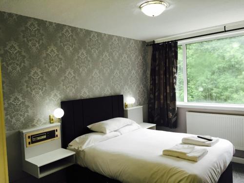 Фотография гостиницы Hylands Hotel