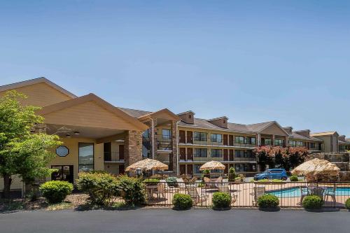 Фотография гостиницы Quality Inn & Suites Sevierville - Pigeon Forge