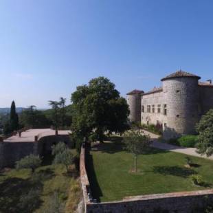 Фотографии мини отеля 
            Château de Rousson