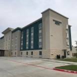 Фотография гостиницы WoodSpring Suites Dallas Plano Central Legacy Drive