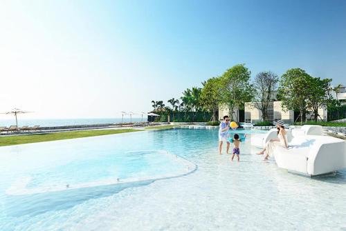 Фотография гостиницы Veranda Residence Pattaya x Sea & Sky View