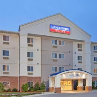 Фотография гостиницы Candlewood Suites Springfield South, an IHG Hotel