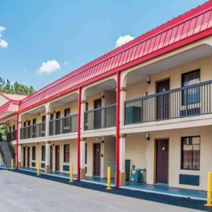 Фотографии гостиницы 
            Econo Lodge Richmond Hill