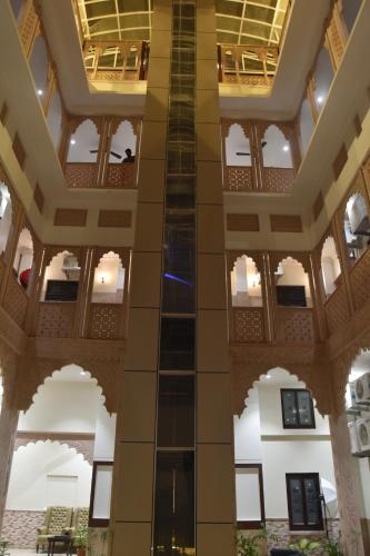 Фотографии гостиницы 
            Jaipur Hotel New - Heritage Hotel