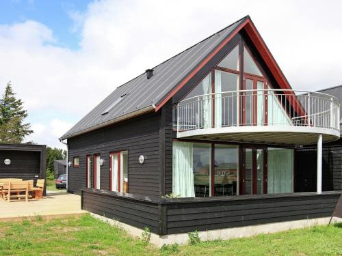 Фотография гостевого дома Three-Bedroom Holiday home in Rømø 43