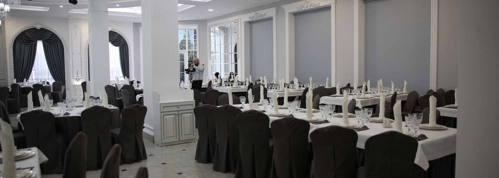 Фотография конференц-зала Джами