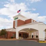 Фотография гостиницы Holiday Inn Express Fredericksburg - Southpoint, an IHG Hotel