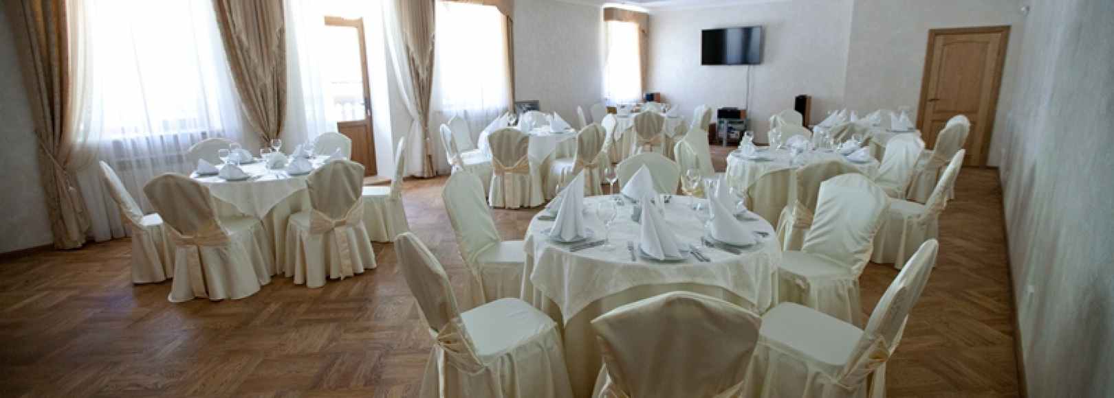 Фотография банкетного зала Белый