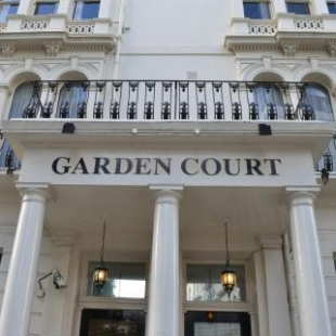 Фотография гостиницы Garden Court Hotel