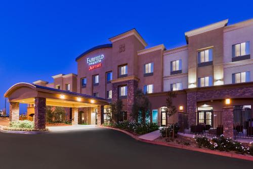 Фотография гостиницы Fairfield Inn & Suites Riverside Corona/Norco