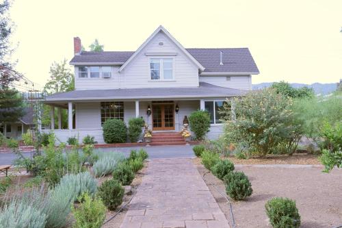 Фотография мини отеля Napa Farmhouse Inn