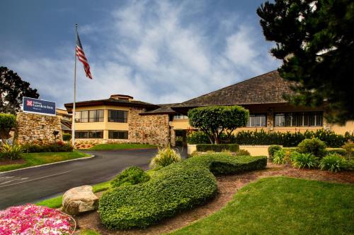 Фотография гостиницы Hilton Garden Inn Monterey