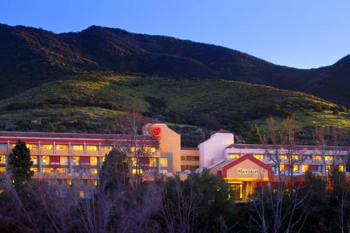Фотография гостиницы Sheraton Agoura Hills Hotel