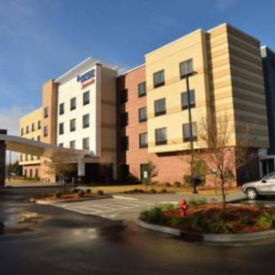 Фотографии гостиницы 
            Fairfield Inn & Suites by Marriott Dunn I-95