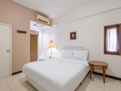 Фотография гостиницы Vaccinated Staff - OYO 428 Pha Mansion