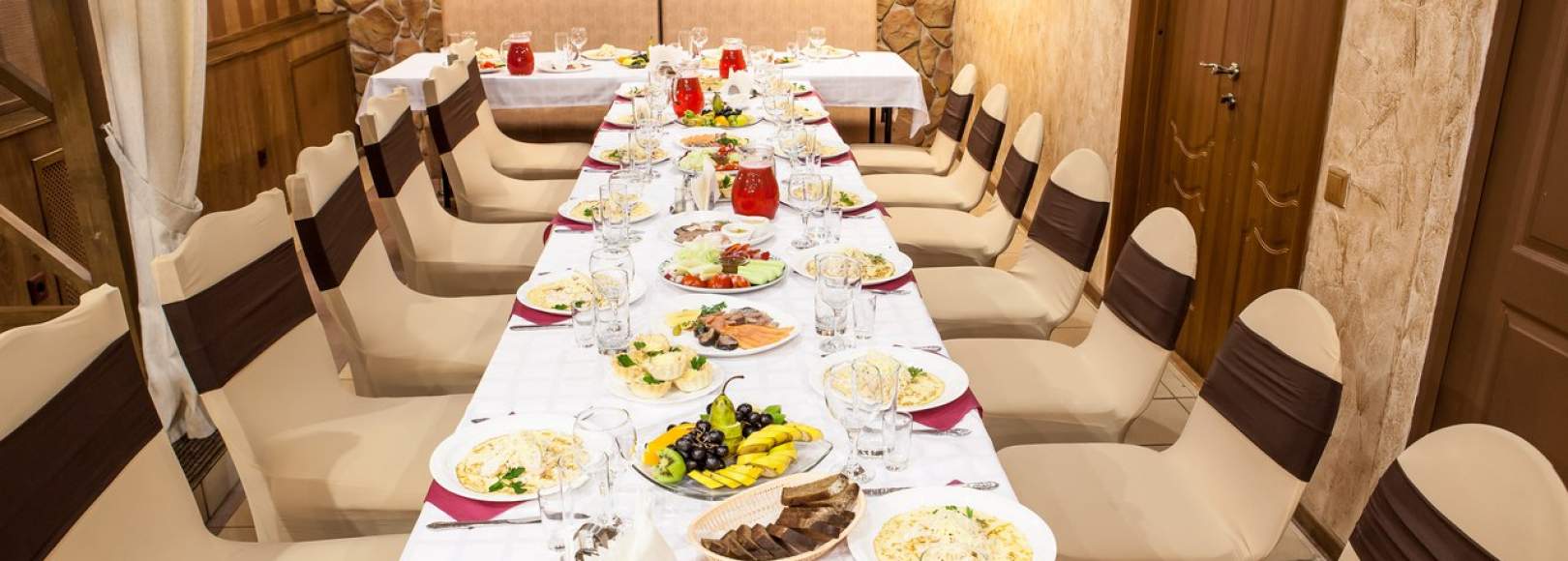 Фотография банкетного зала 7 холмов