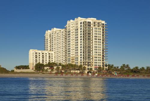 Фотография гостиницы Palm Beach Marriott Singer Island Beach Resort & Spa