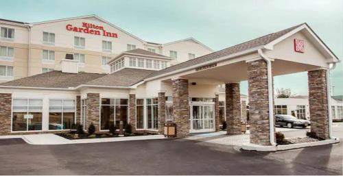 Фотографии гостиницы 
            Hilton Garden Inn Kalamazoo Downtown