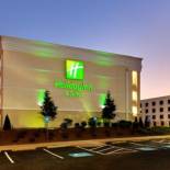 Фотография гостиницы Holiday Inn & Suites Atlanta Airport North, an IHG Hotel