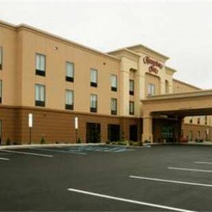 Фотографии гостиницы 
            Hampton Inn Meadville