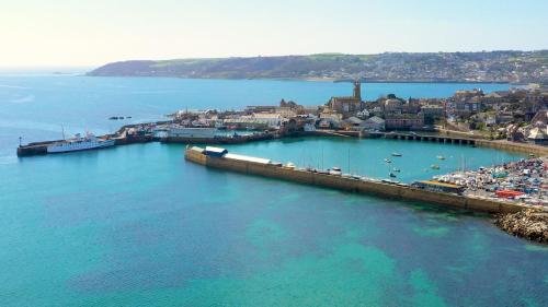 Фотография гостиницы Hotel Penzance