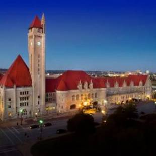 Фотографии гостиницы 
            St. Louis Union Station Hotel, Curio Collection by Hilton