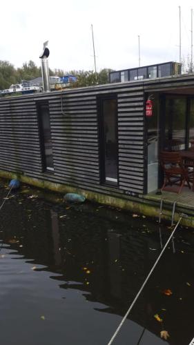 Фотография мини отеля Hausboot Geiselruh