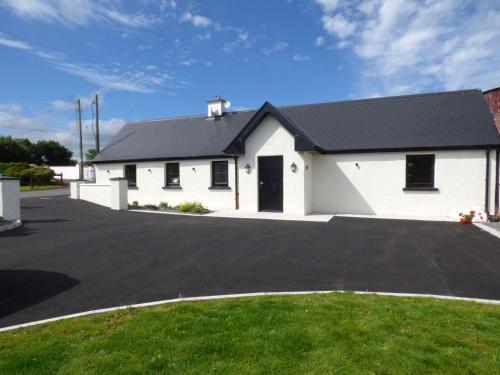 Фотография гостевого дома Laharn Cottage, Killorglin