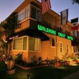 Фотография гостиницы Wilshire Crest Hotel