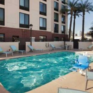 Фотографии гостиницы 
            SpringHill Suites Phoenix Downtown