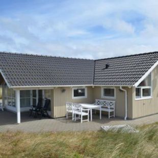 Фотография гостевого дома Holiday home Hvide Sande XLII