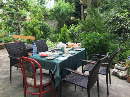 Фотография мини отеля Irma's Garden Inn