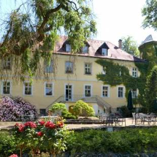 Фотографии гостиницы 
            Landschloss Ernestgrün