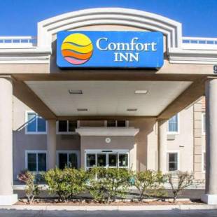 Фотографии гостиницы 
            Comfort Inn Green Valley I-19