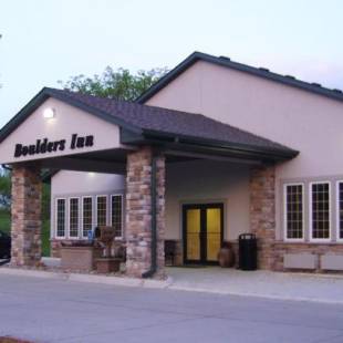 Фотографии гостиницы 
            Cobblestone Inn & Suites - Denison | Majestic Hills