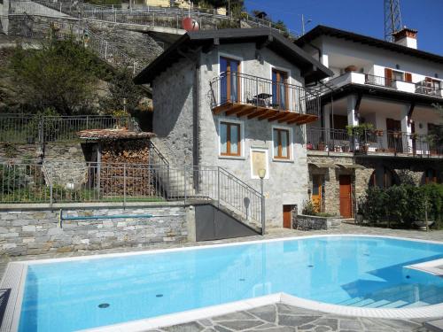 Фотография гостевого дома Modern Holiday Home with Swimming Pool in Gravedona