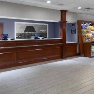 Фотографии гостиницы 
            Hampton Inn Woodbridge