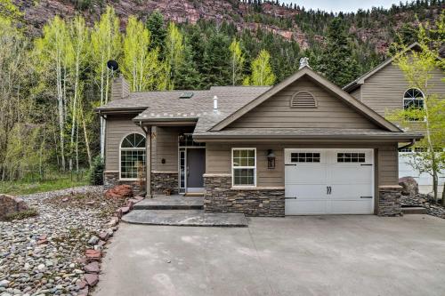 Фотографии гостевого дома 
            Beautiful Ouray Home with Mtn View, 1 Mi to Town!