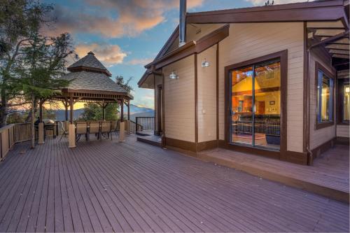 Фотография гостевого дома Casa Rio Yosemite -Waterfall plus 9 Acres