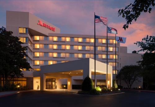 Фотография гостиницы Marriott at Research Triangle Park